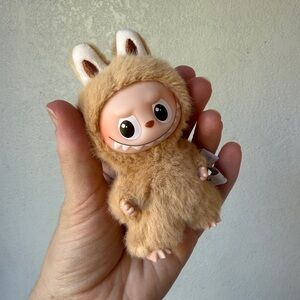 Labubu Pin For Love “S”